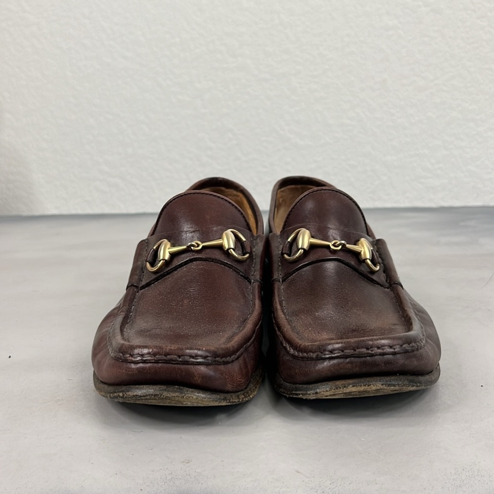 Classic Brown Loafers with Gold Accents - Picture 2 of 8